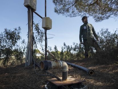 Una captación ilegal de agua abandonada de Lucena del Puerto, Huelva.