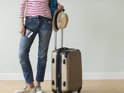 En los aviones, ¿facturar las maletas o equipaje de mano?