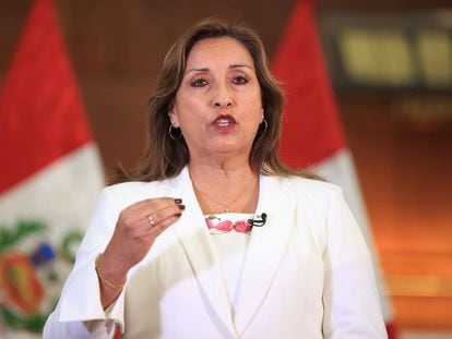 La presidenta de Perú, Dina Boluarte, este viernes durante una comparecencia.
