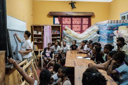 Taller sobre educación sexual en la Residencia de Adolescentes de Tulear (Madagascar).