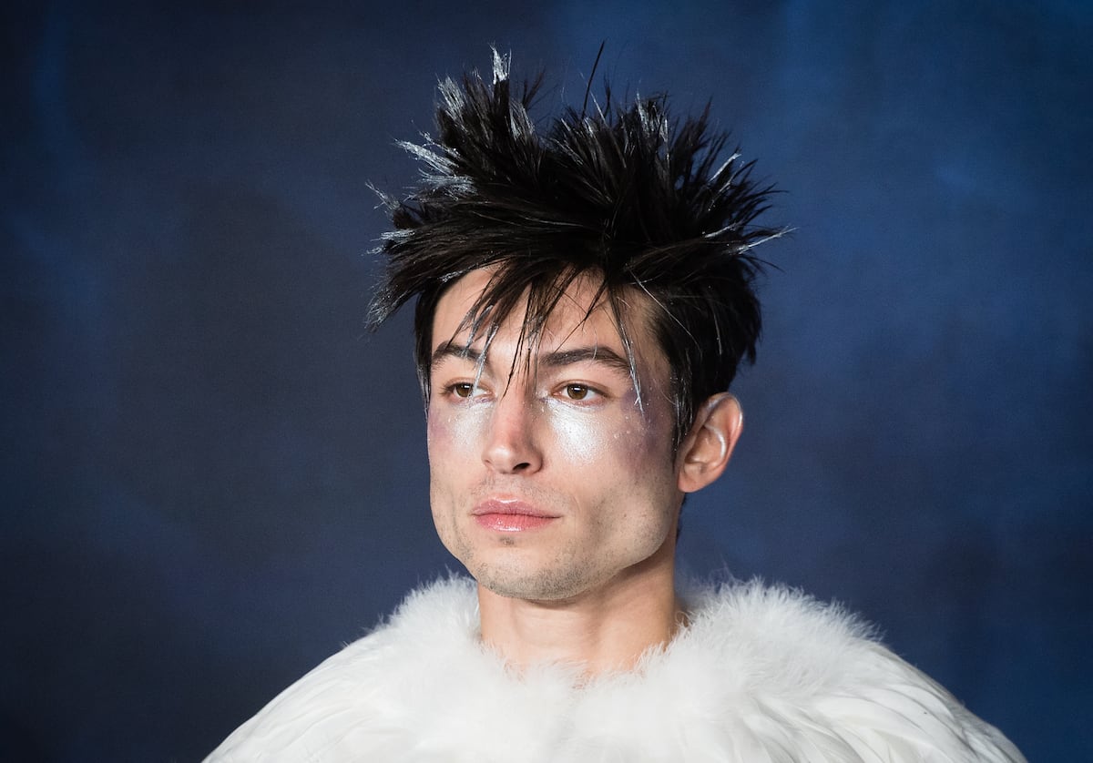 Ezra Miller, actor of The Flash, charged with breaking into a house and stealing alcohol |  people