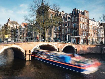 Un canal de Ámsterdam.
