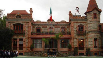 Foto de archivo del exterior del Colegio Williams, en Ciudad de México.