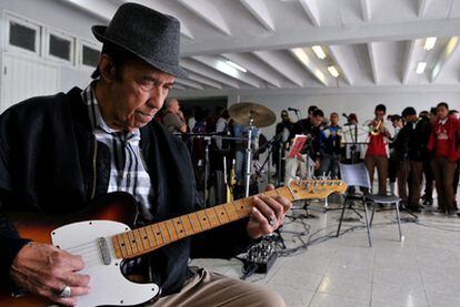 El músico cubano y miembro de Buena Vista Social Club Manuel Galbán.