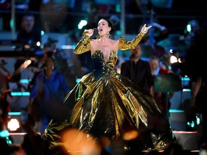 Katy Perry durante el concierto de la coronación de Carlos III, 7 de mayo de 2023.