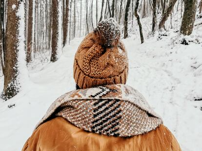 MODA PARA MUJERES DE MAS DE 50 AÑOS ABRIGATE CON ESTILO ESTE OTOÑO INVIERNO  2022 /23 