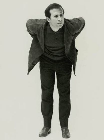 El dramaturgo británico Arnold Wesker, en 1963.