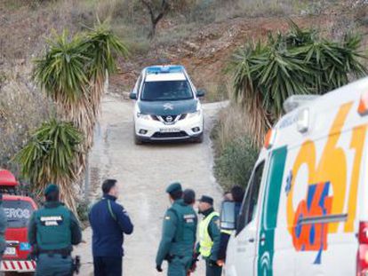 Las opciones para el salvamento se van a poner en práctica de forma paralela, según la Guardia Civil