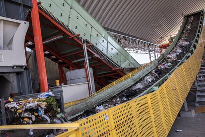 La planta compactadora Iztapalapa 2, la cual separa 1.000 toneladas diarias de basura.