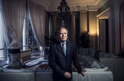 El ministro italiano de Exteriores, Enzo Moavero Milanesi, este lunes en la Embajada de Italia en Madrid.