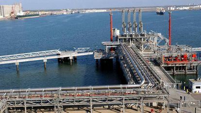 Planta de licuefacción de gas de Damietta (Egipto).