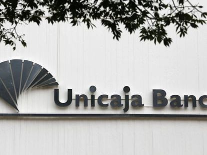 Credit Suisse: el coste de la fusión entre Unicaja y Liberbank será tres veces a las sinergias