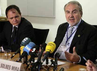 El vicepresidente del Gobierno en su comparecencia ante los medios en Washington.