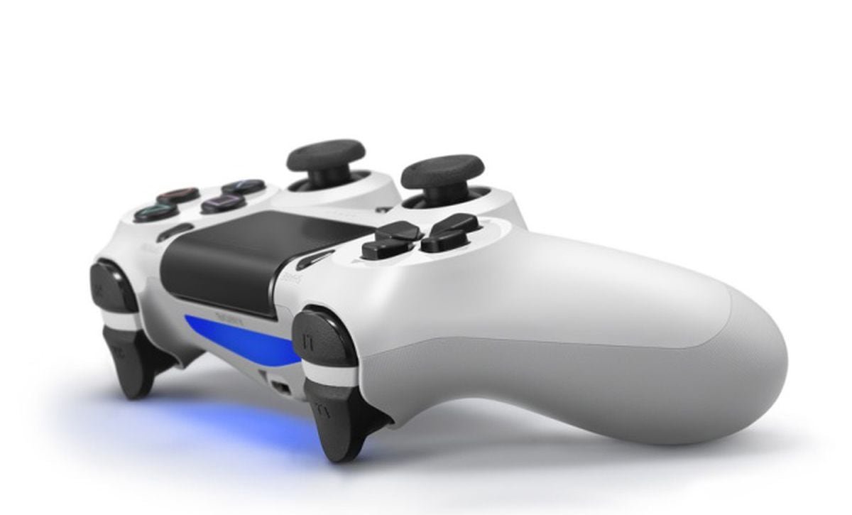 Ya es posible utilizar el mando de PS4 en PS3 sin cables