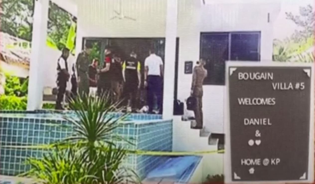 Imagen facilitada esta mañana por la policía de Tailandia del registro en la villa donde fue perpetrado el asesinato y descuartizamiento. Aún puede verse el cartel de bienvenida con el nombre de Daniel y un corazón.
