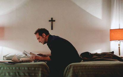 Vincent Lindon, en un fotograma de 'La aparición'.
