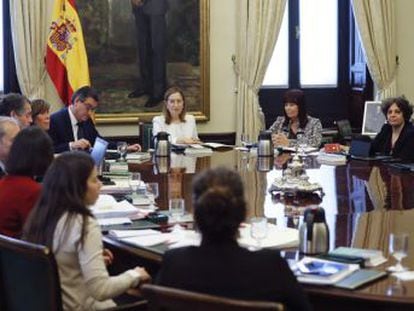 El PSOE exige a Ciudadanos disculpas por generar  inseguridad y zozobra a miles de españoles por poner en duda la legalidad de ese método usado por el Gobierno 