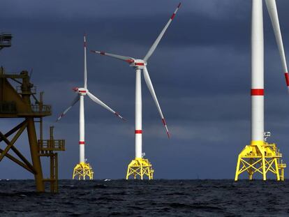 Parque de eólica marina de Iberdrola en aguas de Alemania con turbinas de Siemens Gamesa.