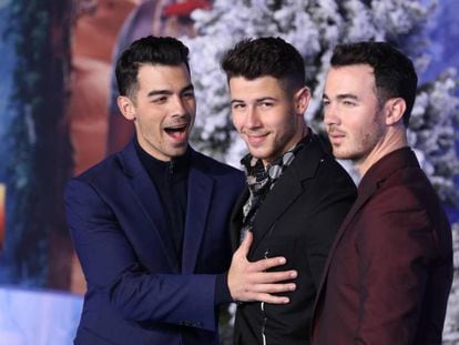 Firma:
Pie de Foto: Joe, Nick y Kevin Jonas, en Los Ángeles (California, EE UU), el 9 de diciembre.