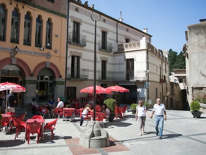 La barra de Roland, a la pla&ccedil;a principal.