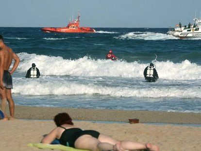 Dispositivo de búsqueda de un joven ahogado en agosto de 2017 en Tarragona.