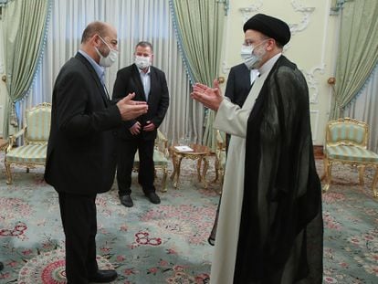 El presidente de Irán, Ebrahim Raisi, recibi una delegación del Hamás palestino en Teherán, el 6 de agosto.