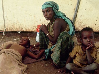 Enfermos de cólera en un campo de refugiados africano.
