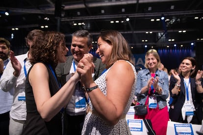 Isabel Díaz Ayuso y Ana Millán, en el congreso del PP de Madrid.