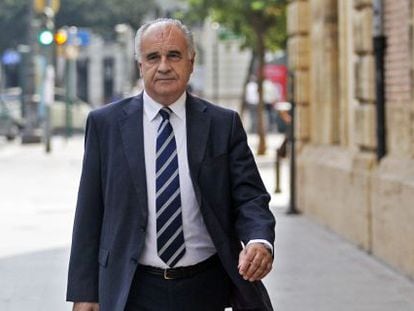 El exconsejero Rafael Blasco llega al Tribunal Superior valenciano en una imagen de archivo.