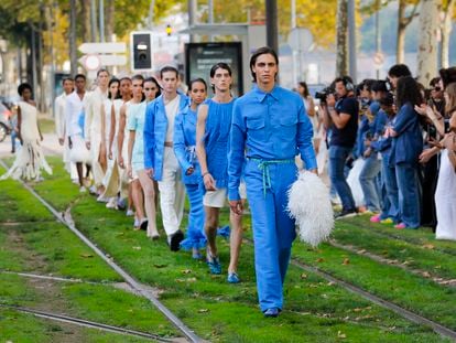 Imagen del desfile de Sevaria, el 11 de octubre de 2023, en la semana de la moda de Oporto (Portugal).