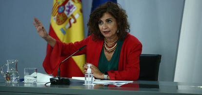 La ministra Portavoz y de Hacienda, María Jesús Montero, comparece en rueda de prensa posterior al Consejo de Ministros en Moncloa.