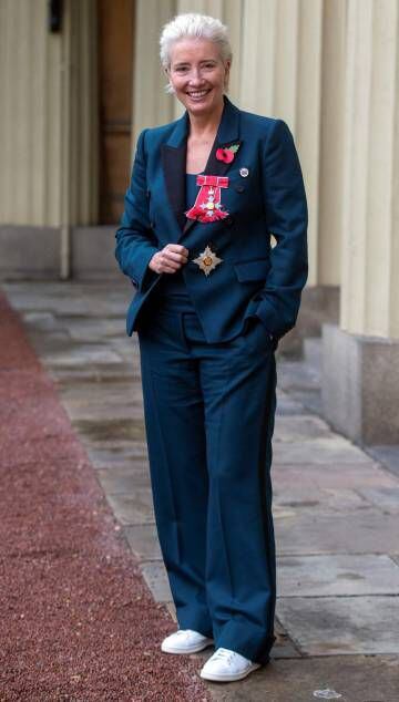 La actriz Emma Thompson, en el palacio de Buckingham, el pasado miércoles.