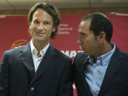 Carlos Moyà y Albert Costa, ayer en la sede del Consejo Superior de Deportes.