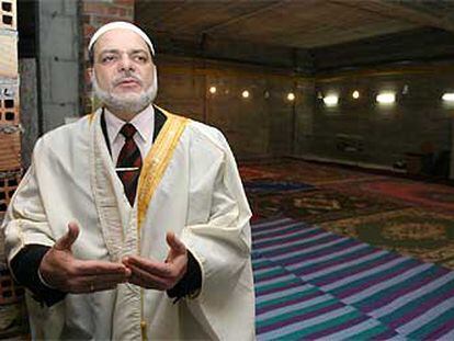 Abdul Qader Husni Qamhiyeh, imam de la mezquita de la Paz de Granada.