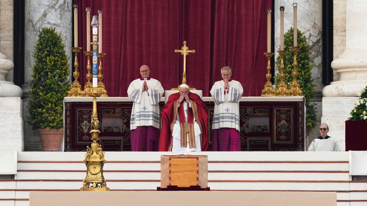 Videoanálisis | ¿Por qué Francisco no va a beatificar a Benedicto XVI? |  Vídeos | EL PAÍS