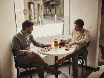 Miguel Sánchez y Kiko Requena crearon Café Leather en 2016. Ahora se alían con Cardhu, una casa con más de 200 años de historia.