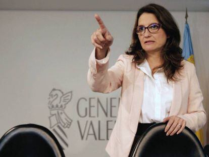 La vicepresidenta del Gobierno valenciano y coportavoz de Compromís, Mónica Oltra. En vídeo, declaraciones de Ana Barceló, consejera de sanidad de la Generalitat Valenciana.