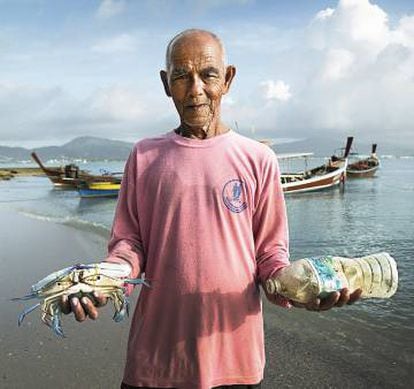 Ecoalf se al&iacute;a con pescadores tailandeses para recoger pl&aacute;stico de sus playas.  