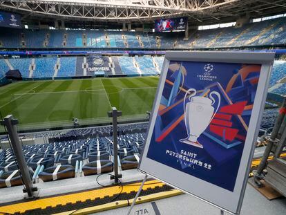 La UEFA suspendió la final de la Champions en San Petersburgo para llevarla París.
