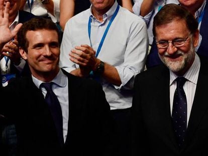 Pablo Casado celebra su victoria en compañía de Mariano Rajoy / En vídeo, Soraya y Pablo dan su último mitin antes de la votación (ATLAS)