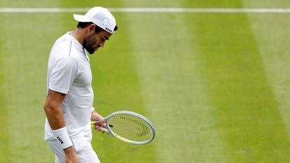 El italiano Matteo Berrettini en un entrenamiento junto a Rafa Nadal el pasado día 23.