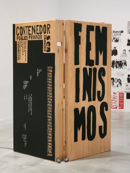 'Contenedor de feminismos' 2009-2010, proyecto móvil ideado para recoger la memoria de los feminismos en el espacio público, en la colección permanente del Museo Reina Sofía