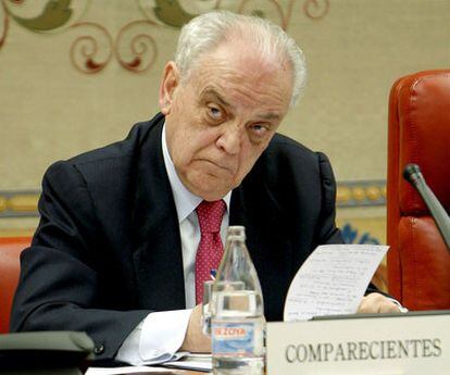 El presidente del Tribunal de Cuentas, Manuel Núñez, en el Congreso, en noviembre de 2008.