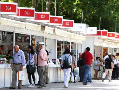 Feria del Libro de Madrid en el Parque de el Retiro.  