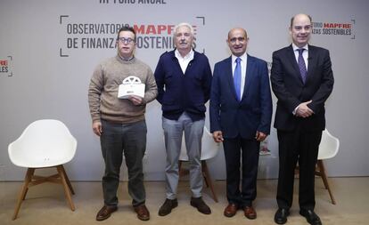 Miguel Martínez, partícipe del proyecto Campus Diversia; Joaquín Navamuel, presidente de Amica; Tomás Castillo, gerente de Campus Diversia, y José Manuel Inchausti, vicepresidente de Mapfre.