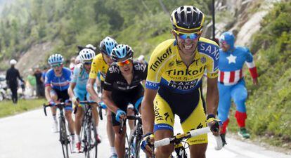 Contador atacando en el Emosson en la s&eacute;ptima etapa de la Dauphin&eacute;.