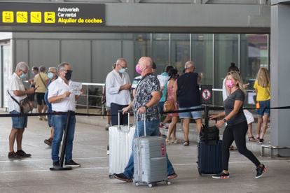 Llegada de turistas al aeropuerto de Málaga, el pasado 19 de julio.