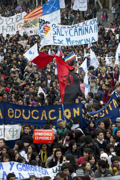 Protesta estudiantil en Santiago de Chile este jueves.