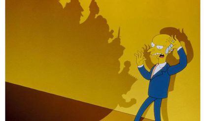 Entre los muchos personajes secundarios de 'Los Simpsons', Charles Montgomery Burns es el malo de la película. Dueño de la central nuclear, decrépito y patético, es cortejado y seguido por el pelota Waylon Smithers.