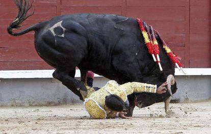 Rivera Ordóñez, 'Paquirri' en su primer toro